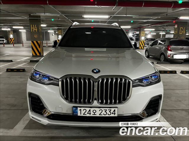 BMW X7 2022