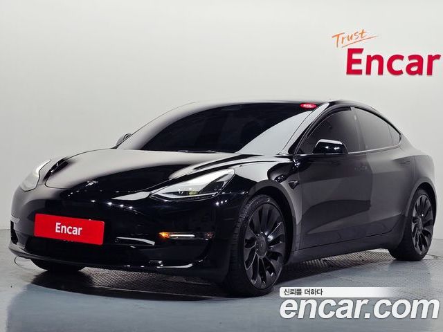 Tesla Model 3 2022