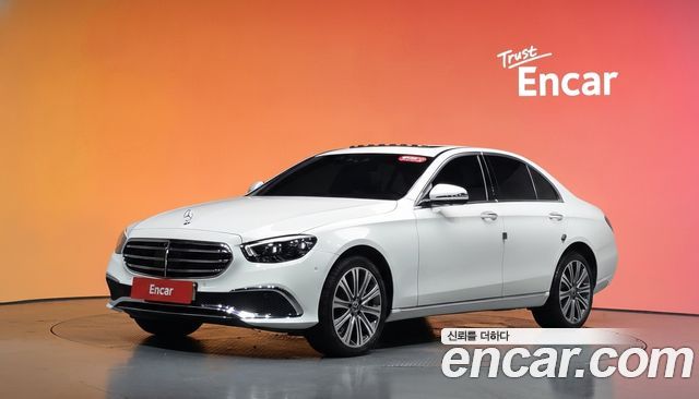 Mercedes-Benz E-Class 2022