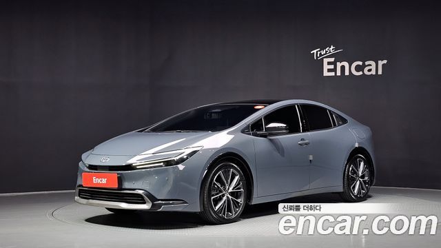 Toyota Prius 2024