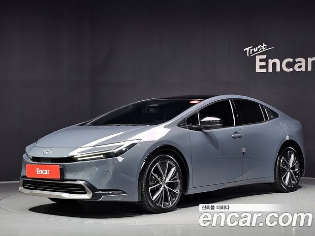 Toyota Prius 2024