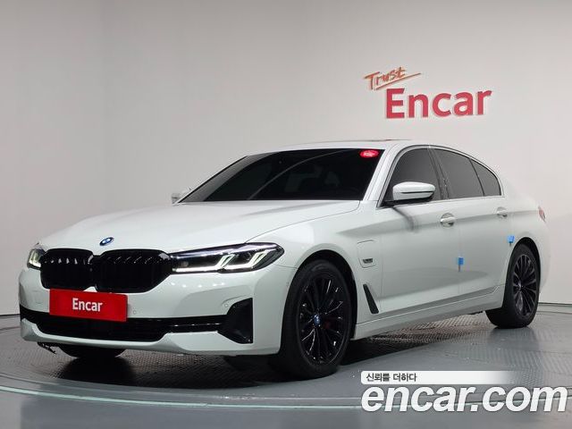 BMW 5-Series 2022