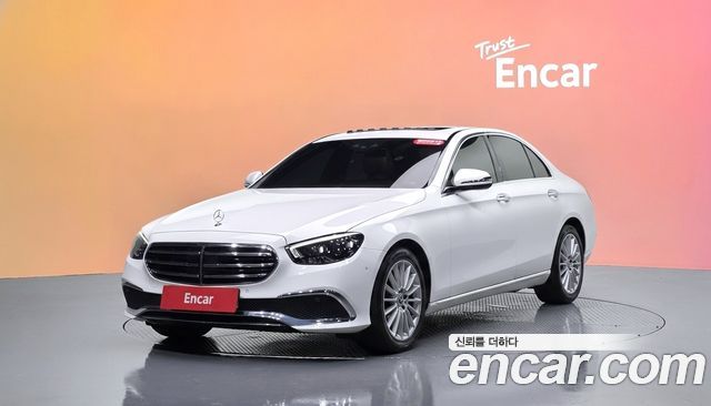 Mercedes-Benz E-Class 2021