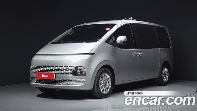 Hyundai Staria 2025