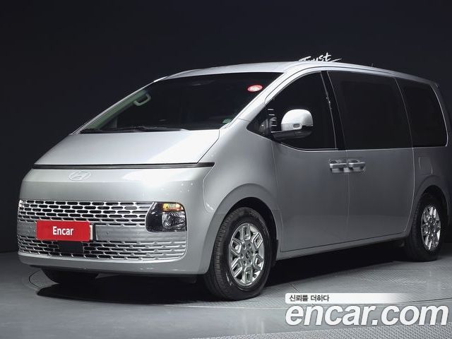 Hyundai Staria 2025
