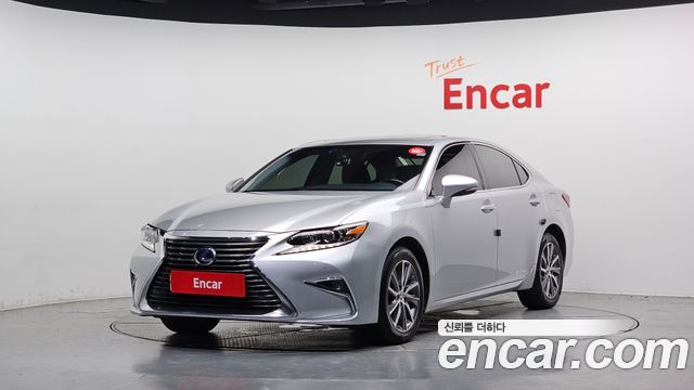 Lexus ES 2016