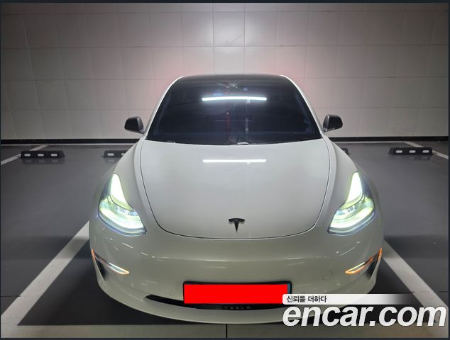 Tesla Model 3 2020