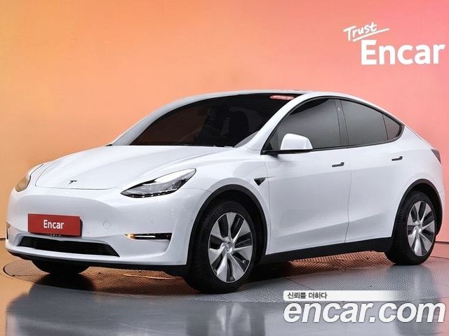 Tesla Model Y 2021