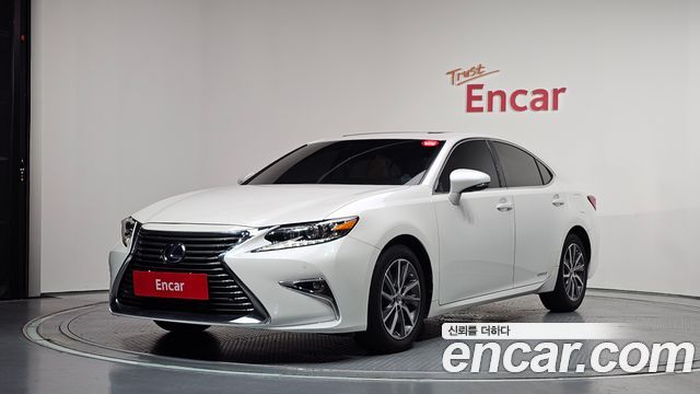 Lexus ES 2018