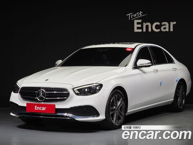 Mercedes-Benz E-Class 2021