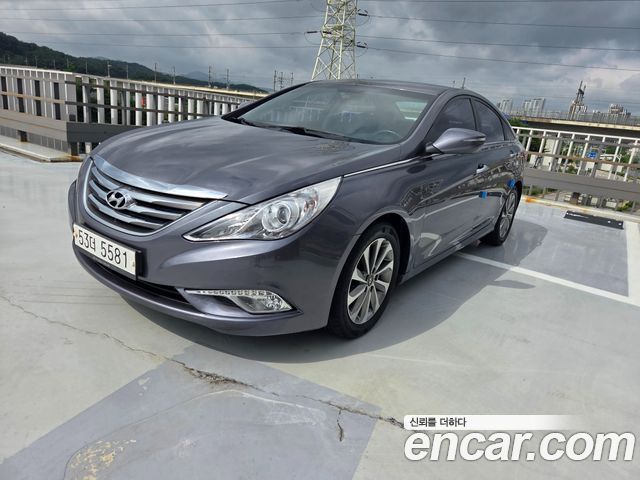 Hyundai Sonata 2012