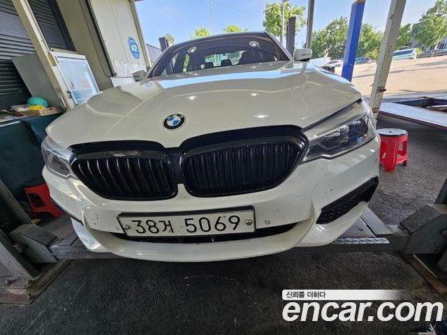 BMW 5-Series 2018
