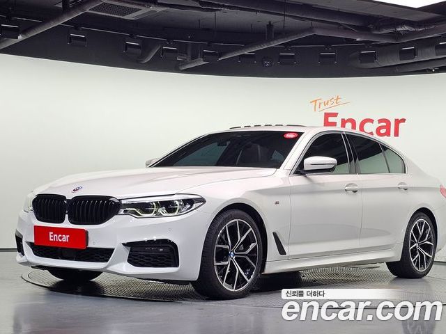 BMW 5-Series 2020