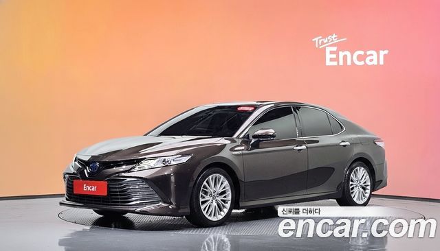 Toyota Camry 2019