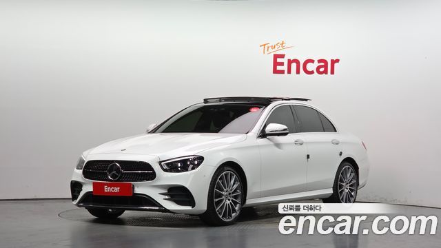 Mercedes-Benz E-Class 2022
