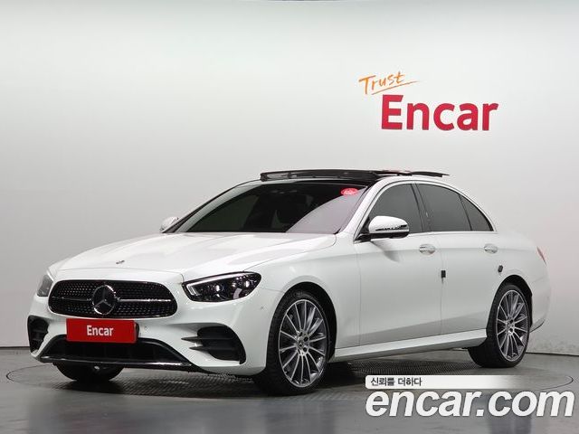 Mercedes-Benz E-Class 2022
