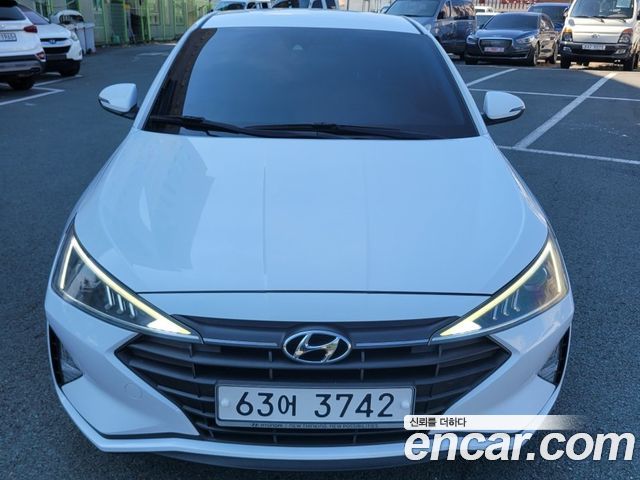 Hyundai AVANTE 2018
