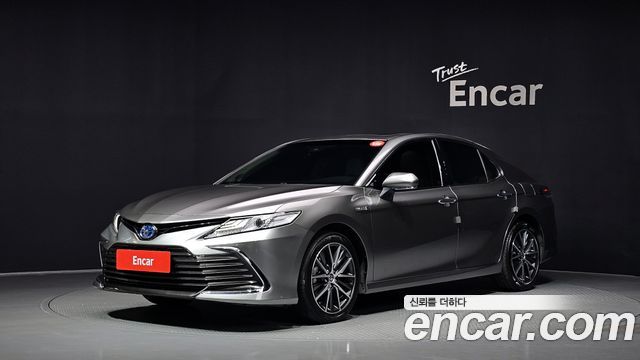 Toyota Camry 2023