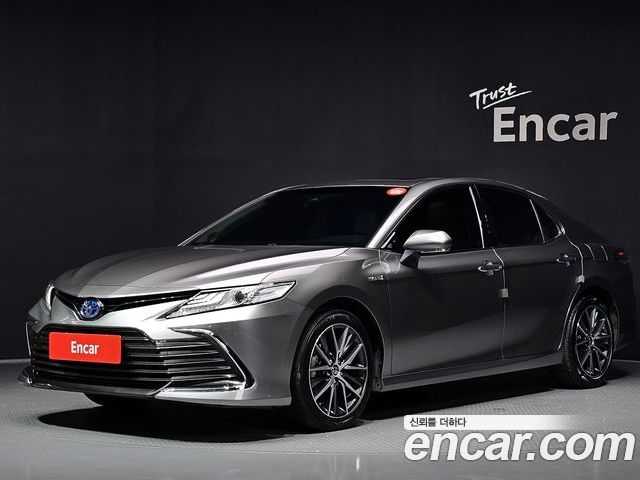 Toyota Camry 2023