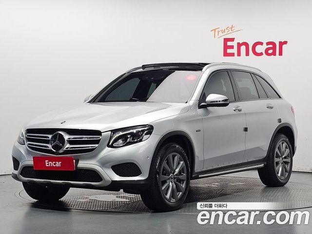 Mercedes-Benz GLC-Class 2019