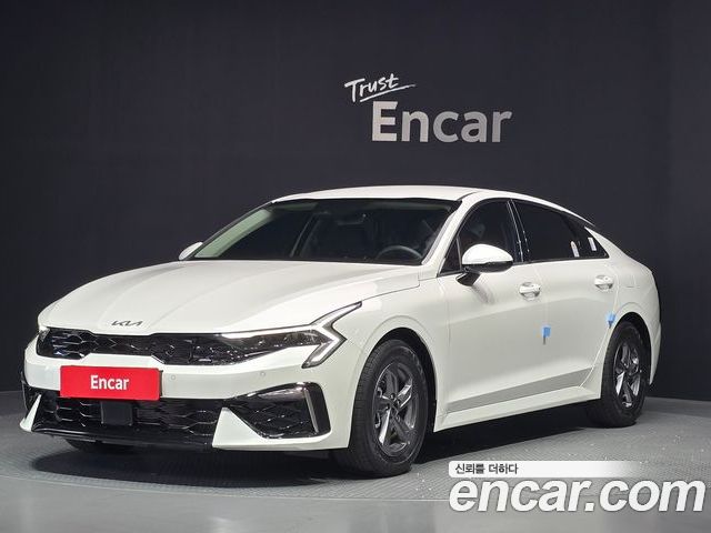 Kia K5 2025