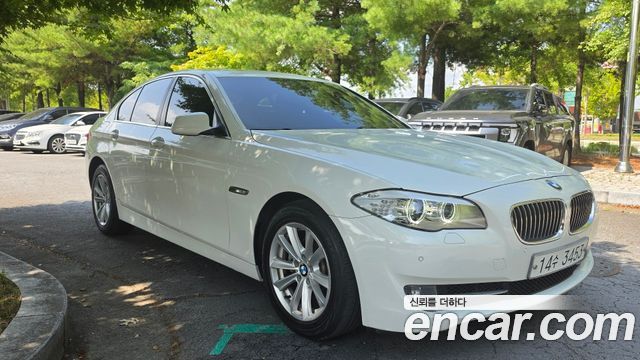 BMW 5-Series 2012