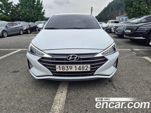 Hyundai AVANTE 2019