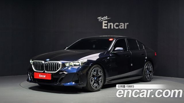 BMW 5-Series 2025