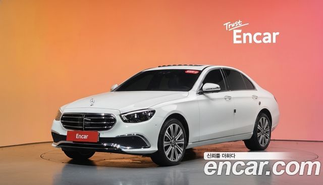 Mercedes-Benz E-Class 2023