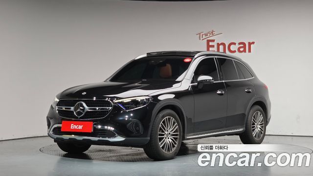 Mercedes-Benz GLC-Class 2025