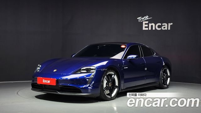 Porsche Taycan 2022