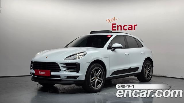 Porsche Macan 2021