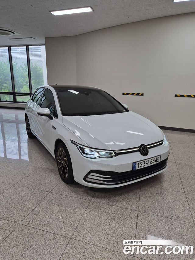 Volkswagen Golf 2023