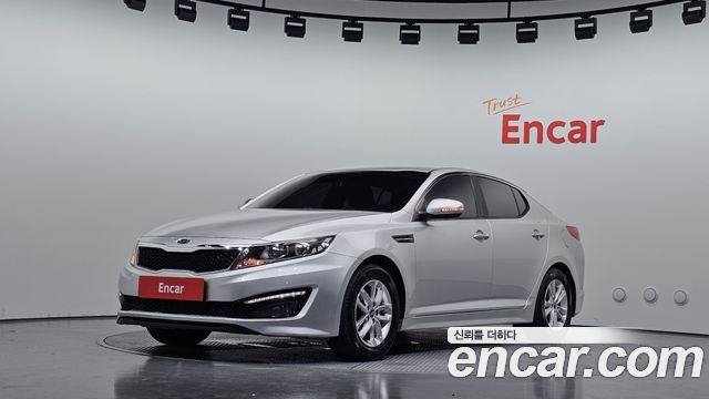 Kia K5 2011