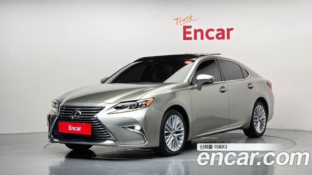 Lexus ES 2017