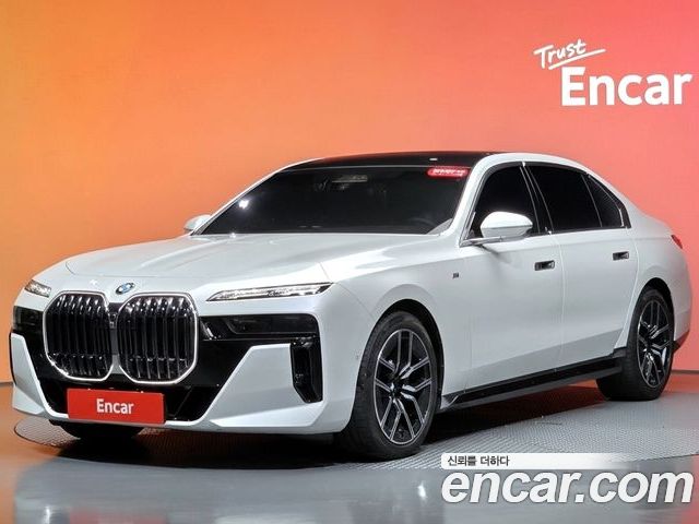 BMW 7-Series 2023