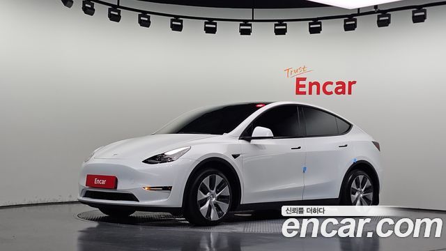Tesla Model Y 2022