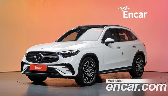 Mercedes-Benz GLC-Class 2025
