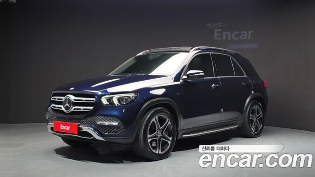 Mercedes-Benz GLE-Class 2021