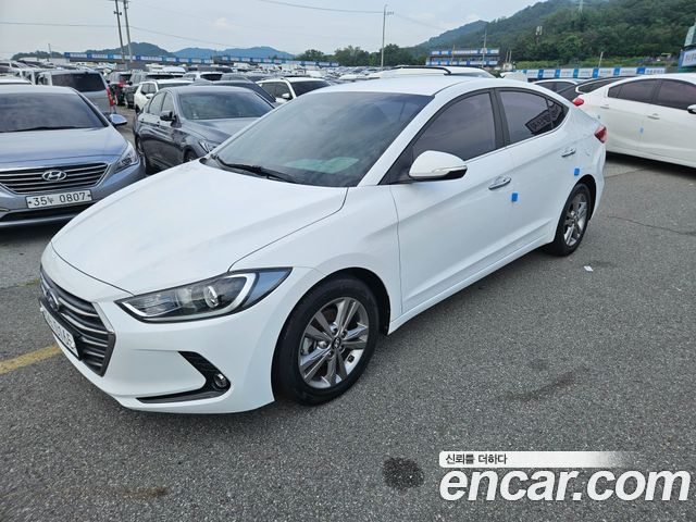 Hyundai AVANTE 2016