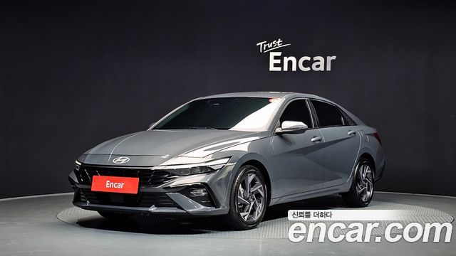 Hyundai AVANTE 2025