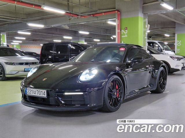 Porsche 911 2023