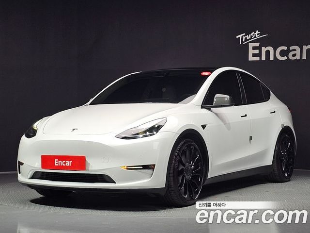 Tesla Model Y 2022