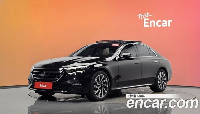Mercedes-Benz E-Class 2025