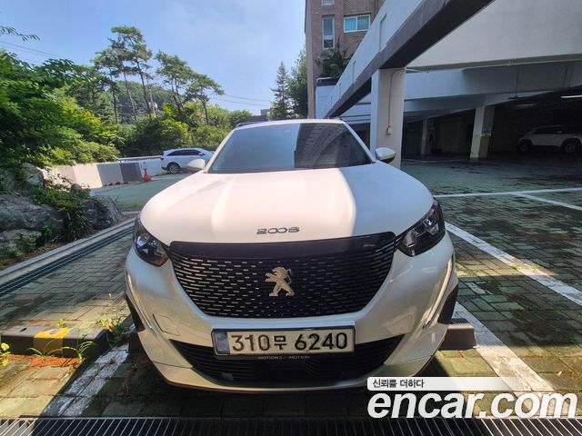 Peugeot 2008 2021
