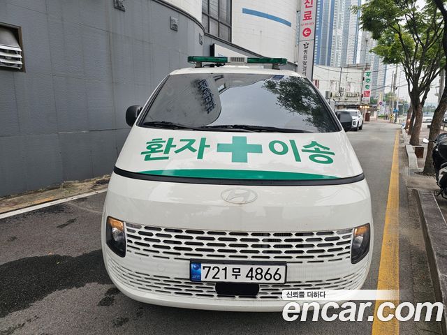 Hyundai Staria 2025