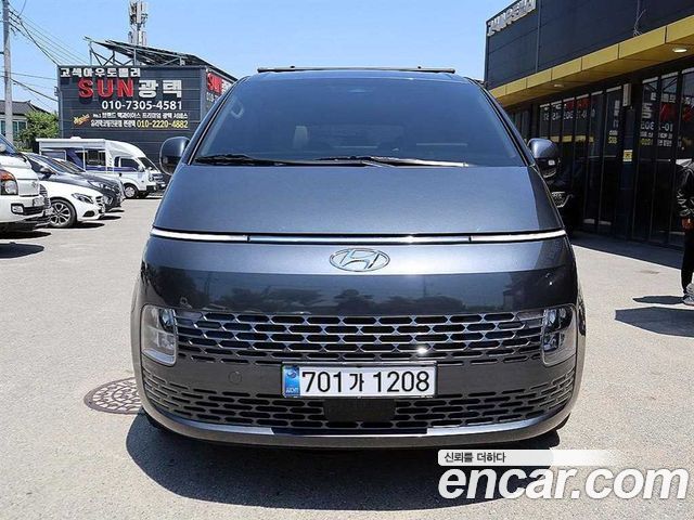 Hyundai Staria 2024