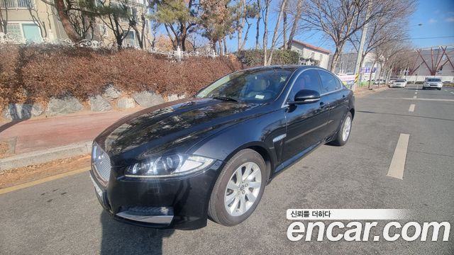 Jaguar XF 2013