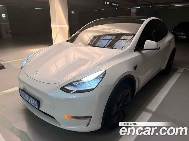 Tesla Model Y 2021