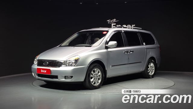 Kia Canival 2011